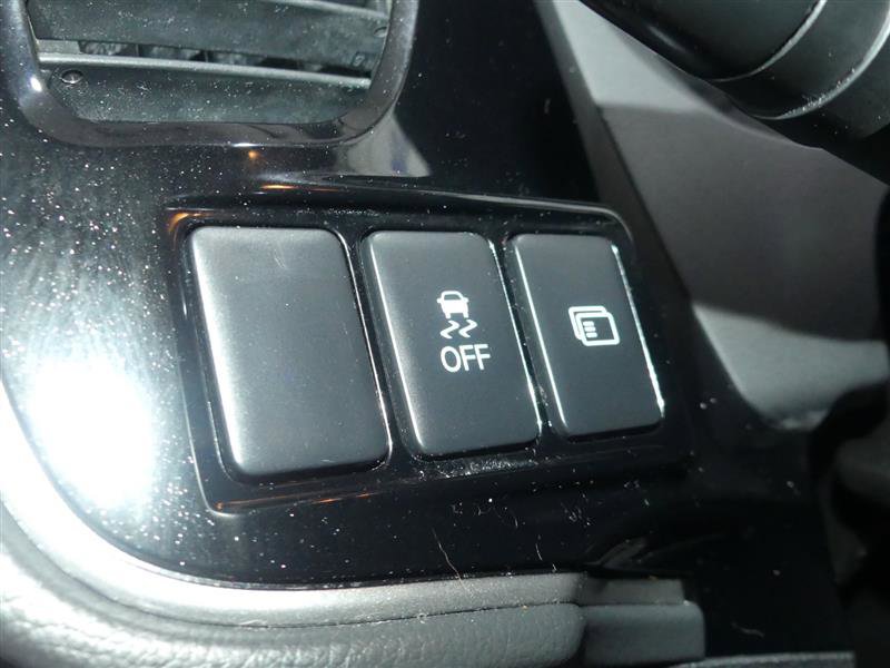 Used 2020 Mitsubishi Outlander SE image 30