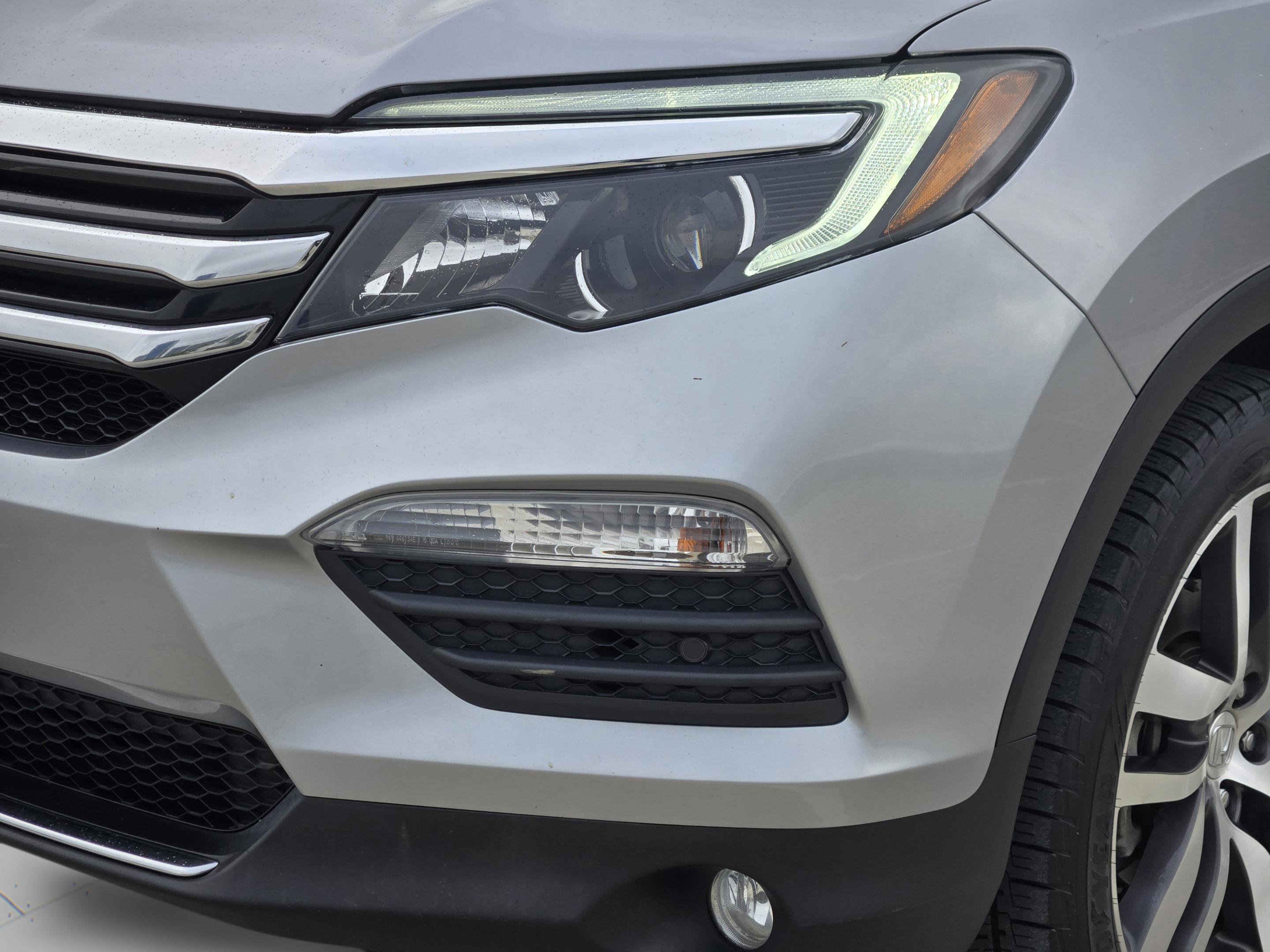 Used 2018 Honda Pilot Elite image 29