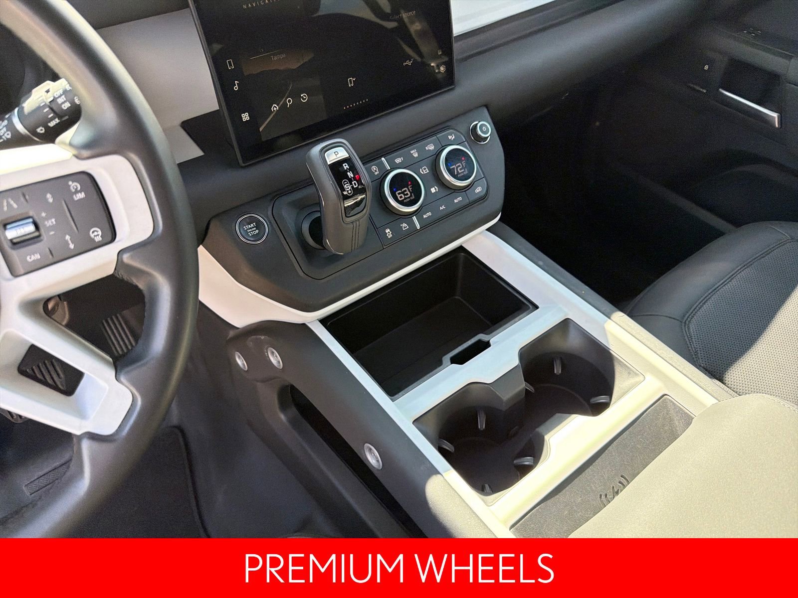 Used 2025 Land Rover Defender 110 S image 19