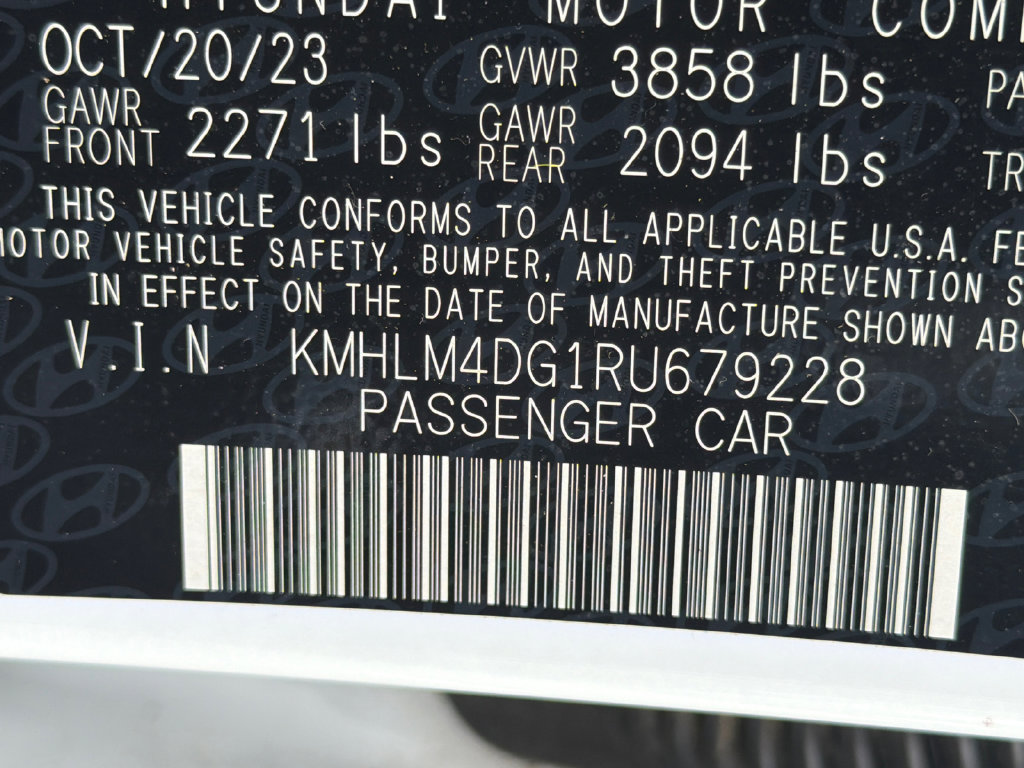 Used 2024 Hyundai Elantra SEL FWD image 31