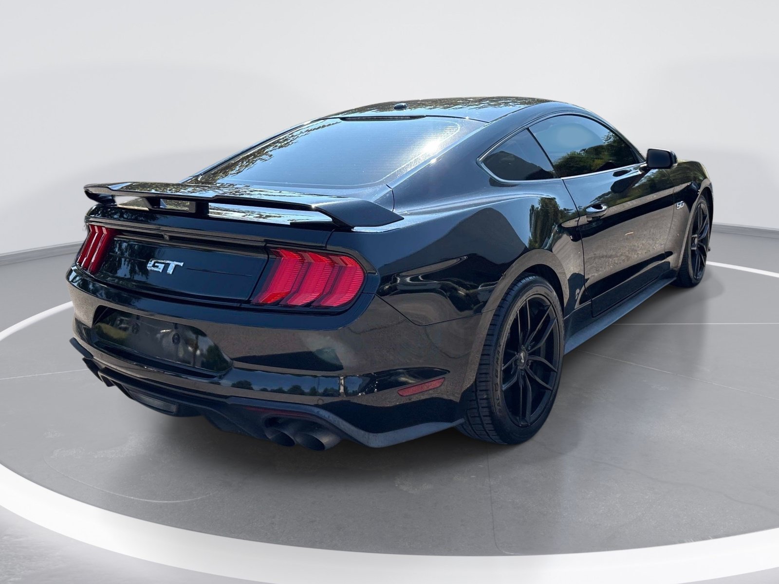 Used 2020 Ford Mustang GT Premium w/ GT Performance Package RWD image 8