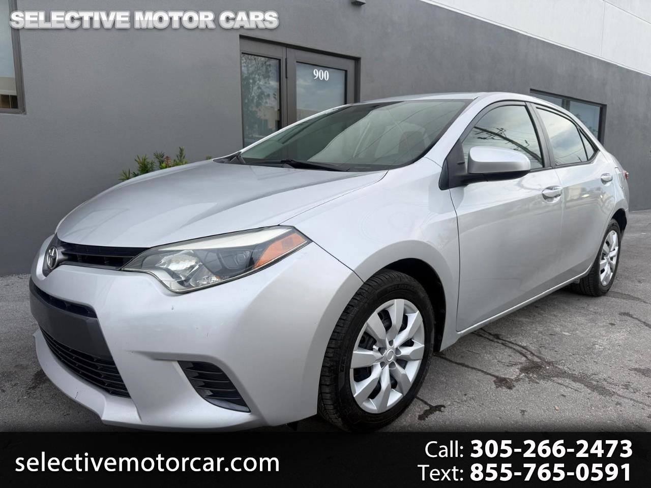 Used 2015 Toyota Corolla LE FWD image 1
