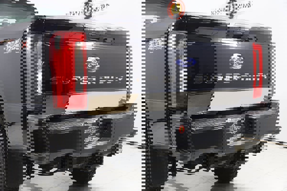 Used 2024 Ford F350 XL w/ Snow Plow/Camper Package image 18