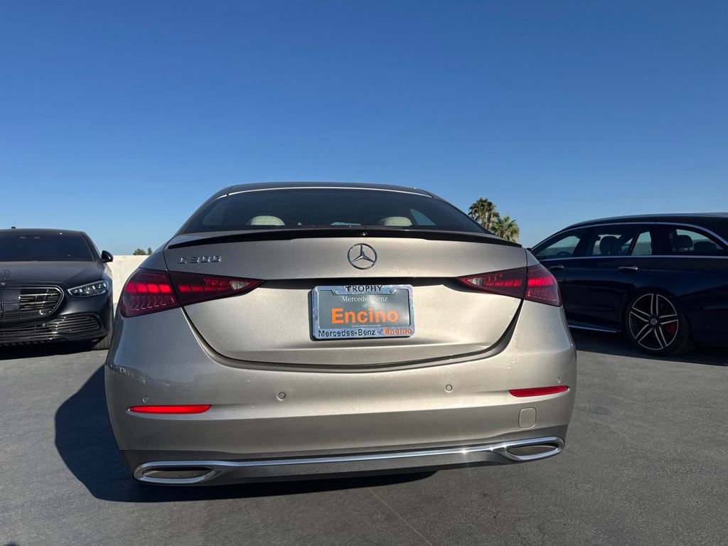 Used 2022 Mercedes-Benz C 300 Sedan image 6