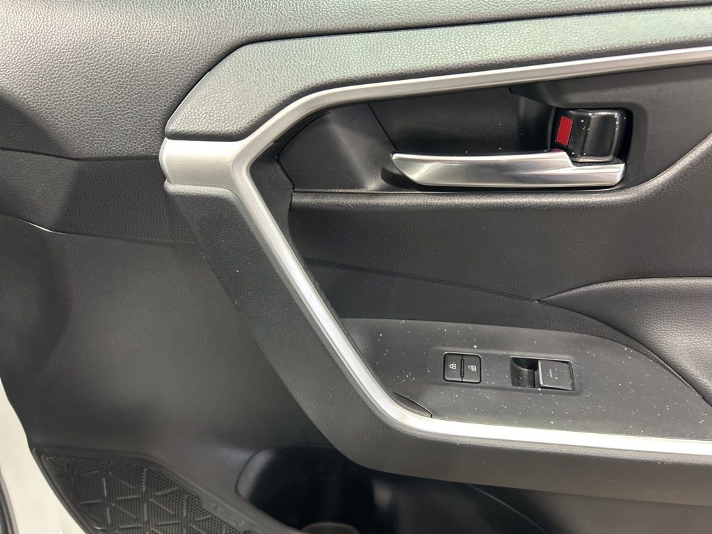 Used 2024 Toyota RAV4 XLE image 22