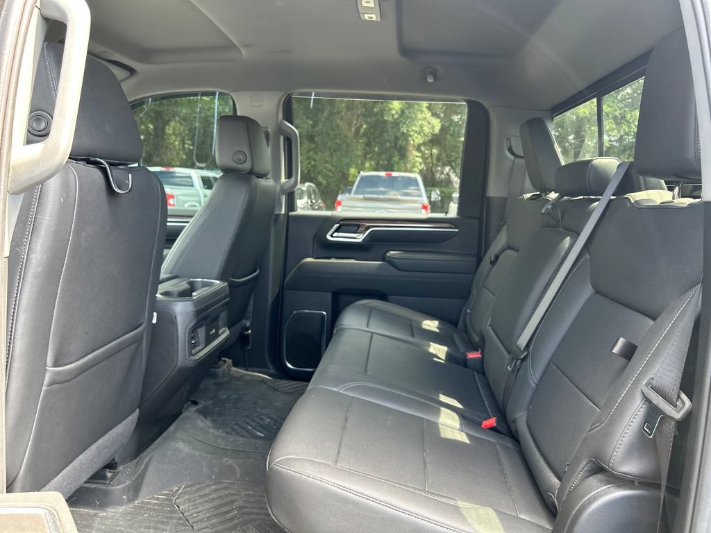 Used 2025 Chevrolet Silverado 2500 LT w/ Safety Package AWD/4WD image 14