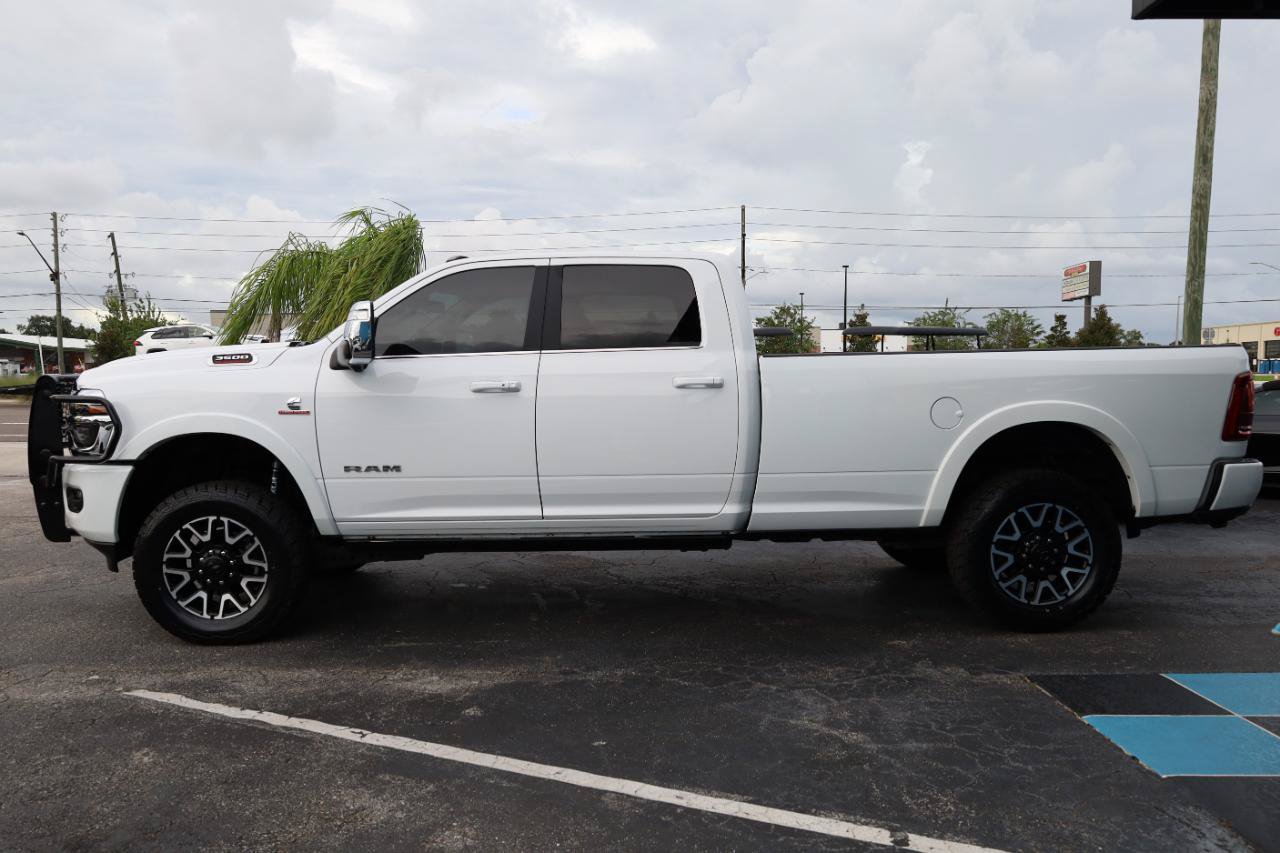 Used 2025 RAM 3500 Longhorn AWD/4WD image 3