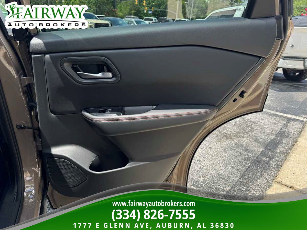 Used 2025 Nissan Rogue SV w/ Rock Creek Premium Package AWD/4WD image 29