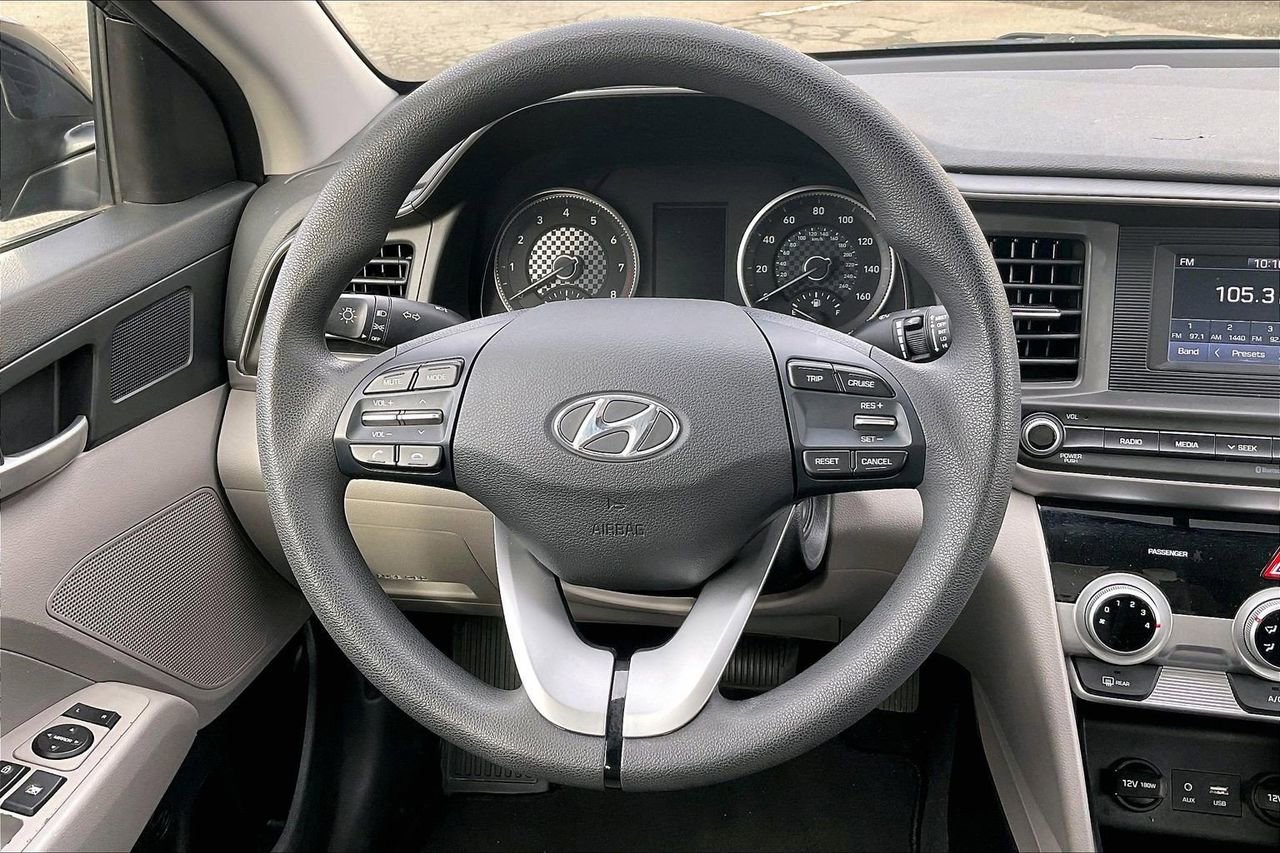 Used 2019 Hyundai Elantra SE image 10
