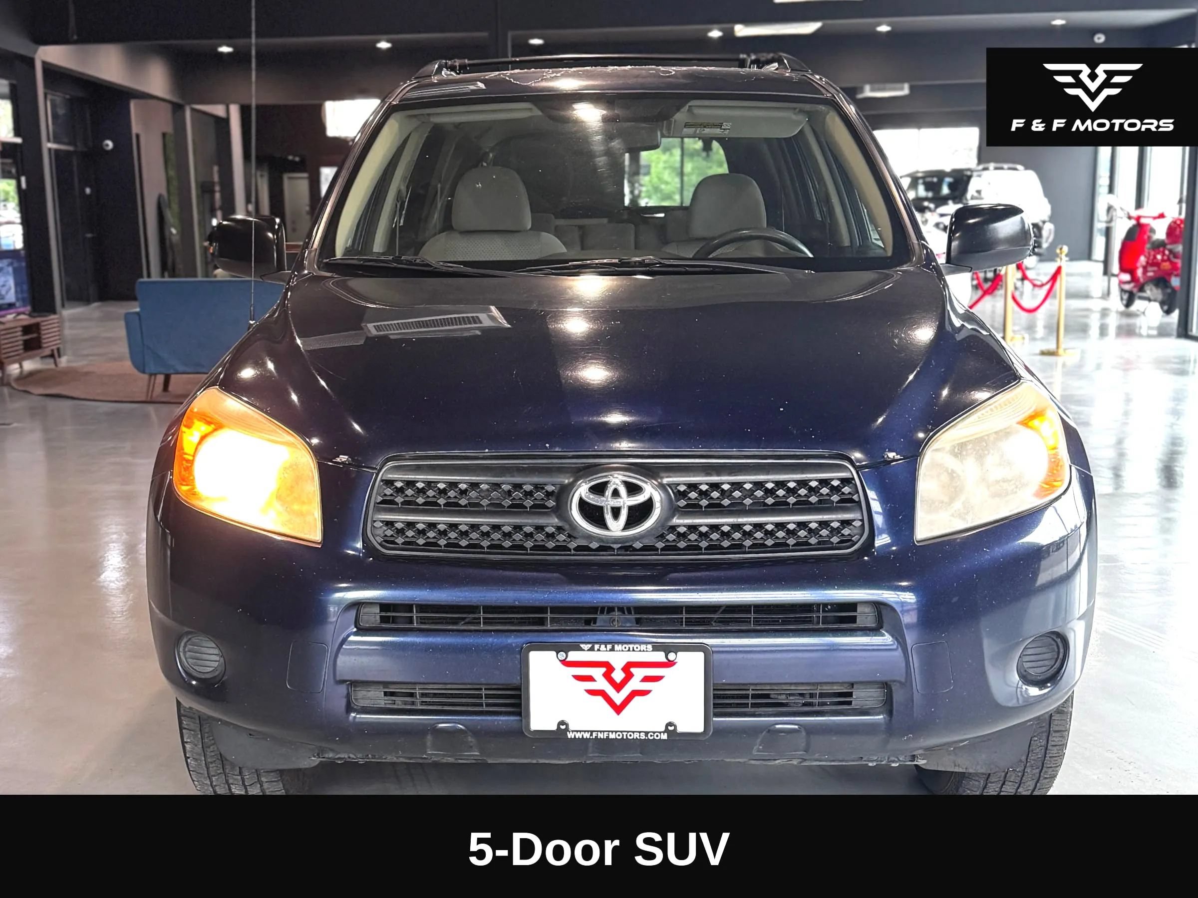 Used 2007 Toyota RAV4 4WD w/ 3rd Row image 5