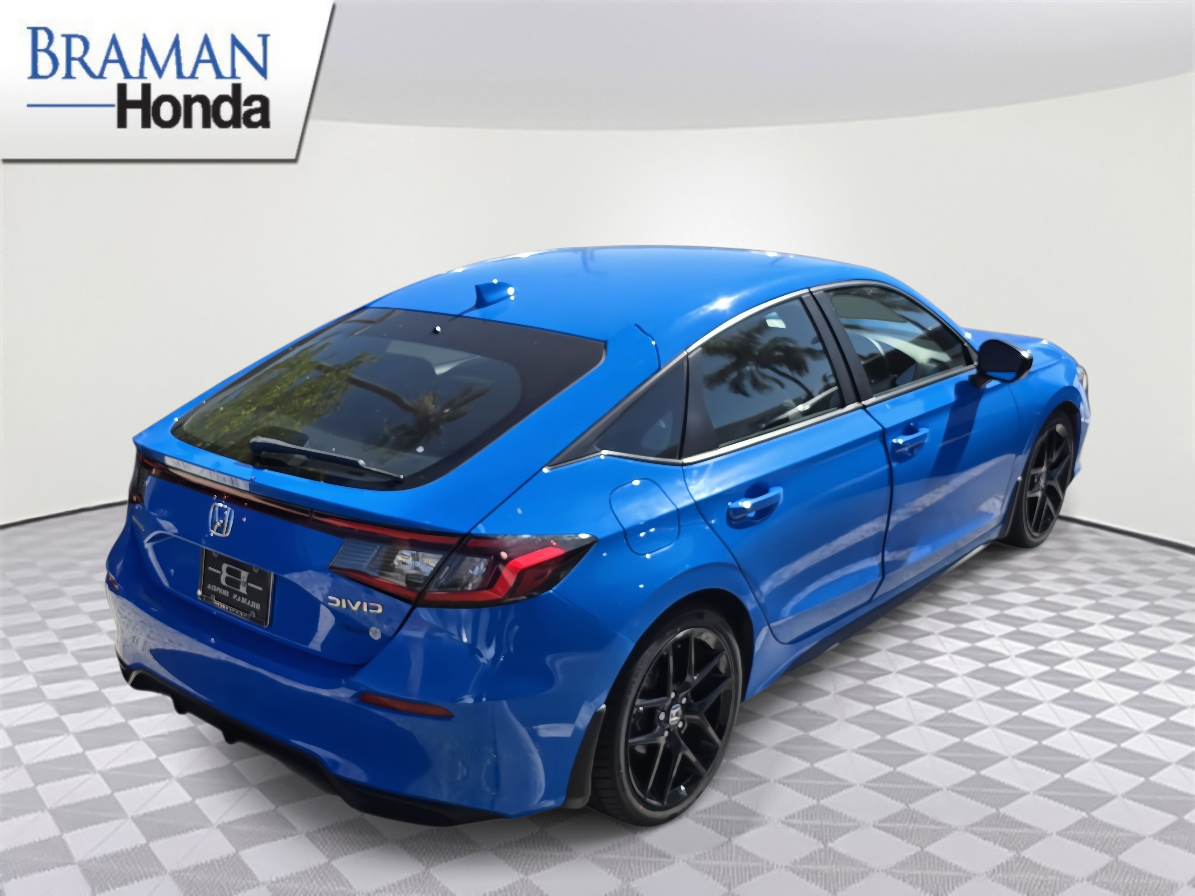 Certified 2025 Honda Civic Sport image 4