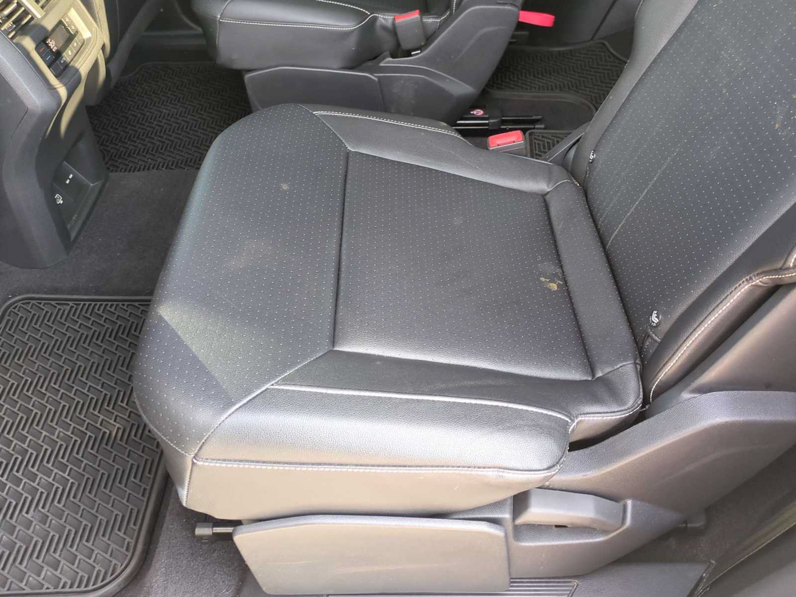 Used 2021 Volkswagen Atlas SEL AWD/4WD image 25