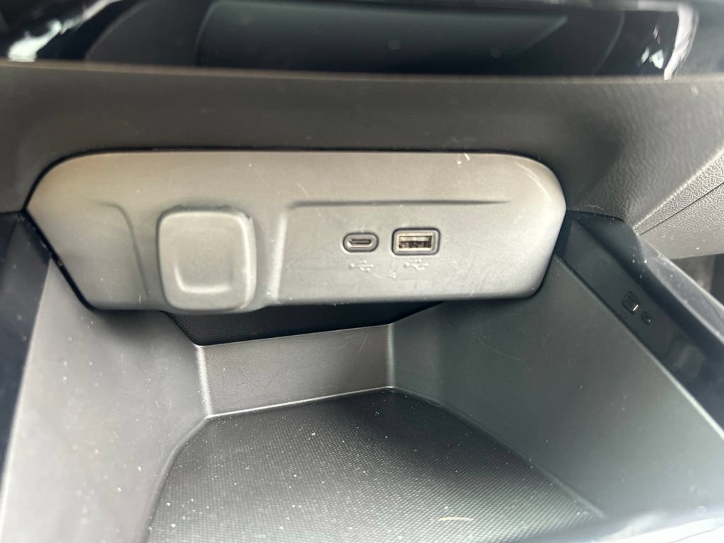Certified 2024 Chevrolet Trax ACTIV FWD image 28