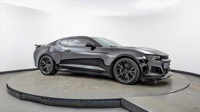 Used 2017 Chevrolet Camaro ZL1 image 11