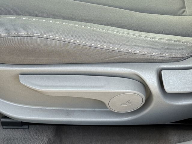 Used 2021 Hyundai Elantra SEL FWD image 19