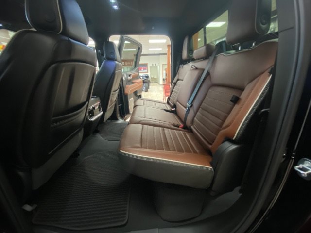 Used 2024 GMC Sierra 1500 Denali Ultimate AWD/4WD image 18