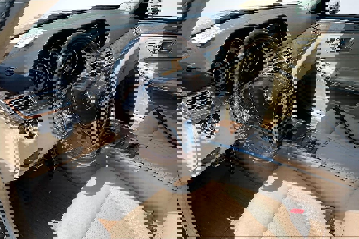 Used 2015 Mercedes-Benz E 350 4MATIC Wagon w/ Premium 1 Package image 14