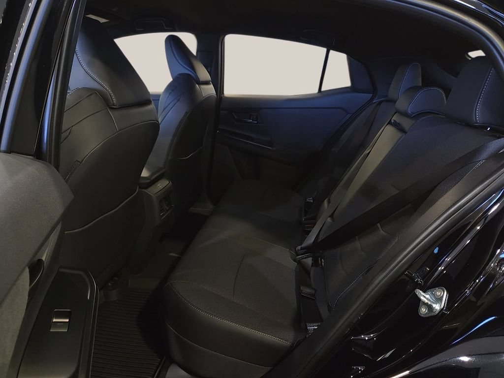 New 2027 Toyota C-HR AWD/4WD image 15