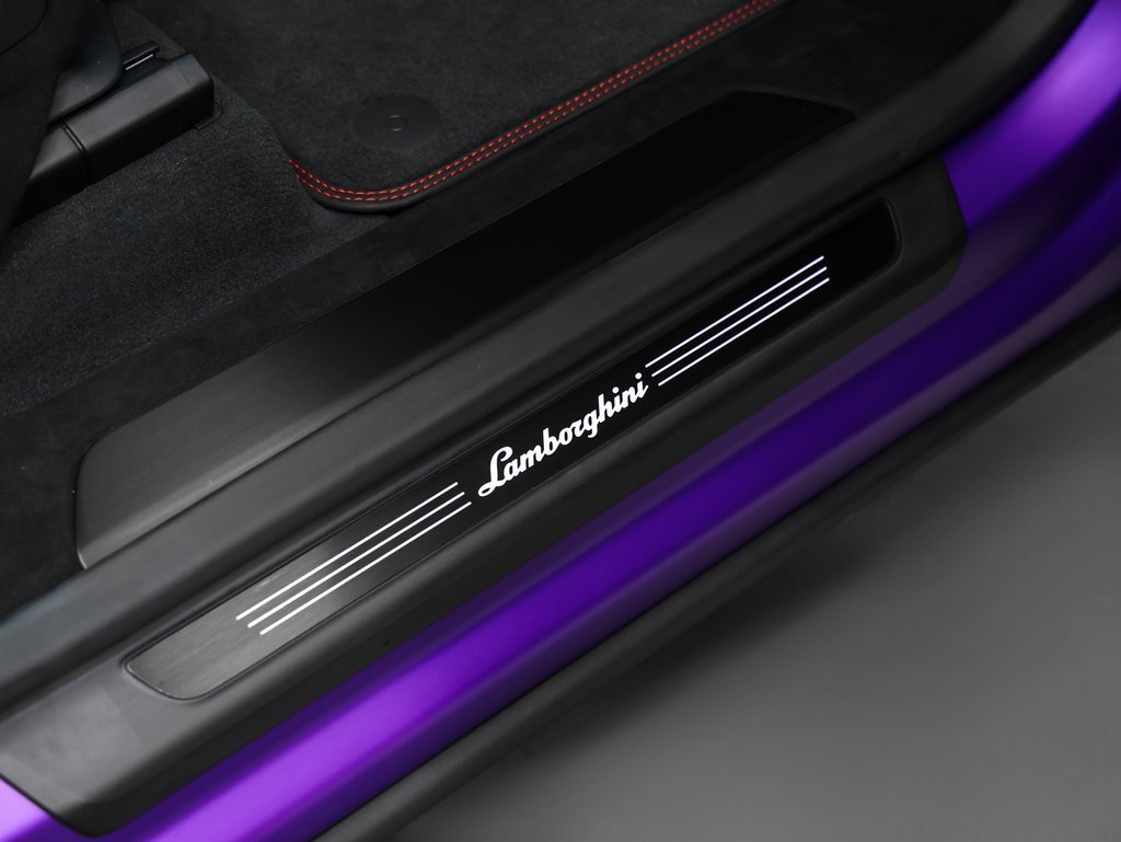 Used 2024 Lamborghini Urus Performante image 22