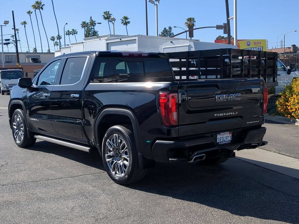 Used 2023 GMC Sierra 1500 Denali Ultimate AWD/4WD image 4