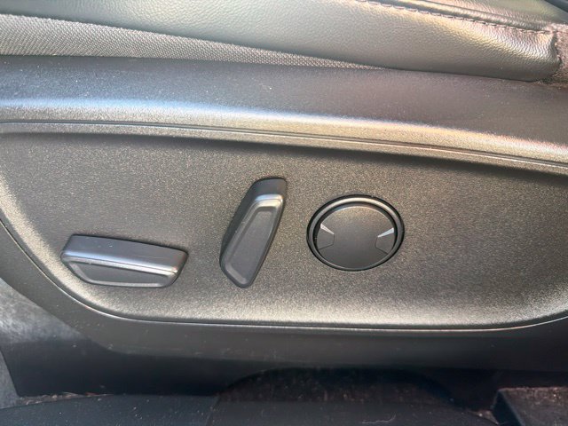 Used 2023 Ford Escape ST-Line w/ Equipment Group 301A FWD image 27
