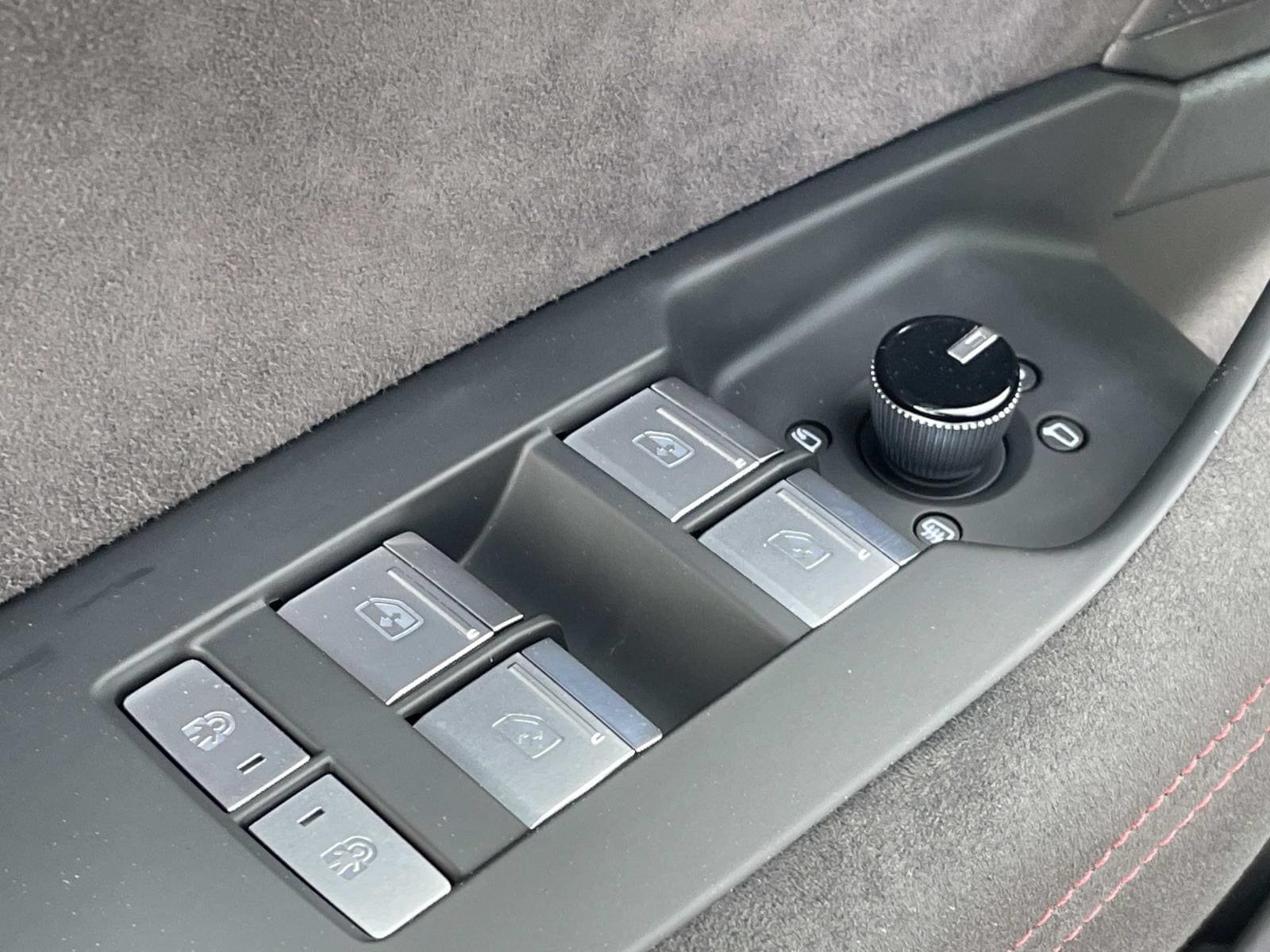 Certified 2024 Audi RS 6 performance AWD/4WD image 70