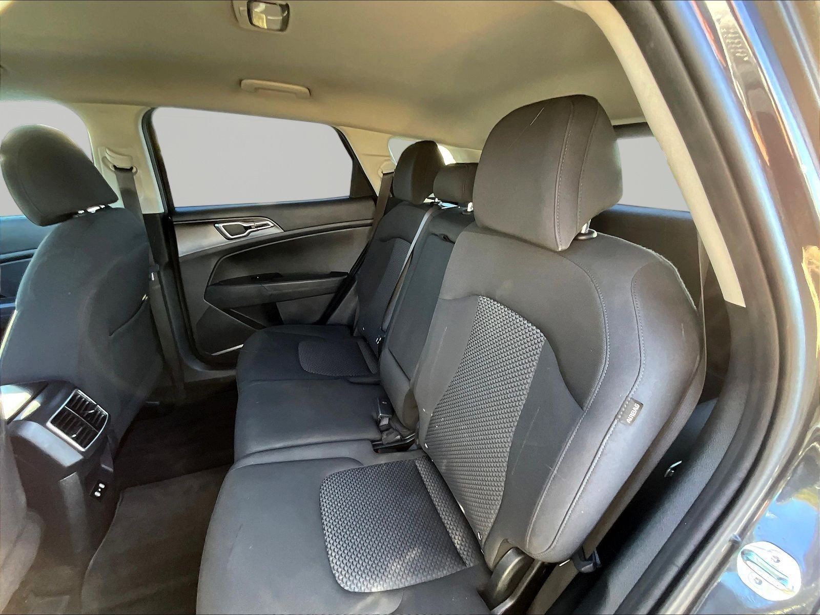 Used 2026 Kia Sportage LX FWD image 22