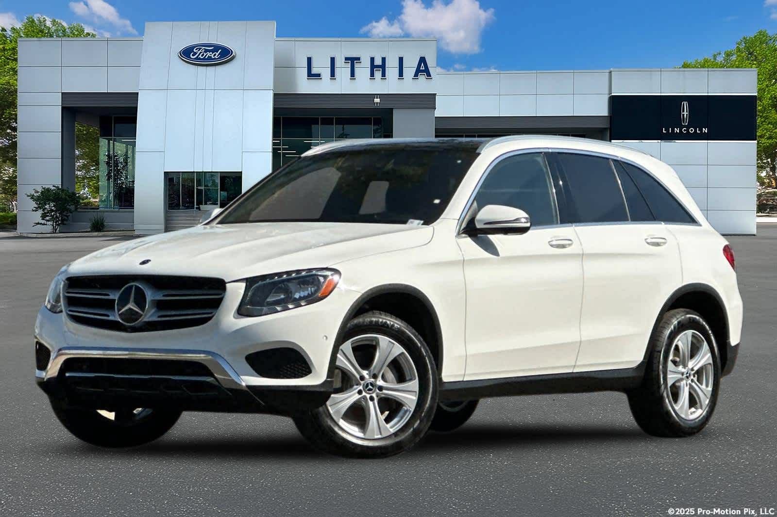 Used 2018 Mercedes-Benz GLC 300 4MATIC image 1
