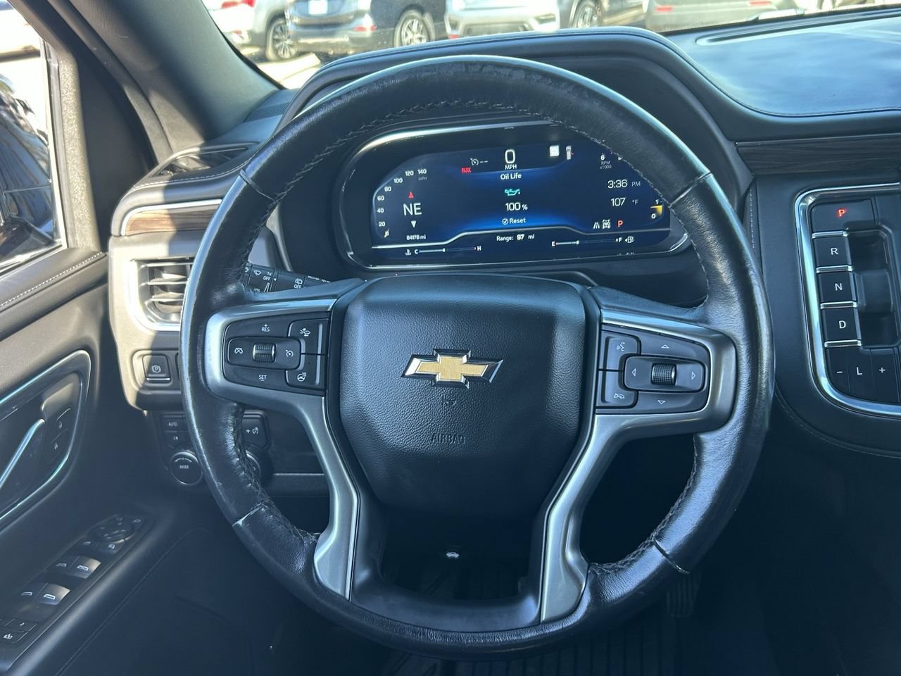 Used 2022 Chevrolet Tahoe LT w/ Luxury Package AWD/4WD image 25