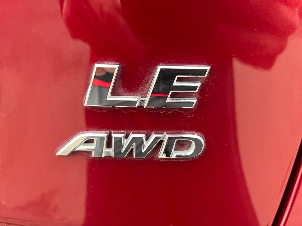 Used 2022 Toyota RAV4 LE image 45