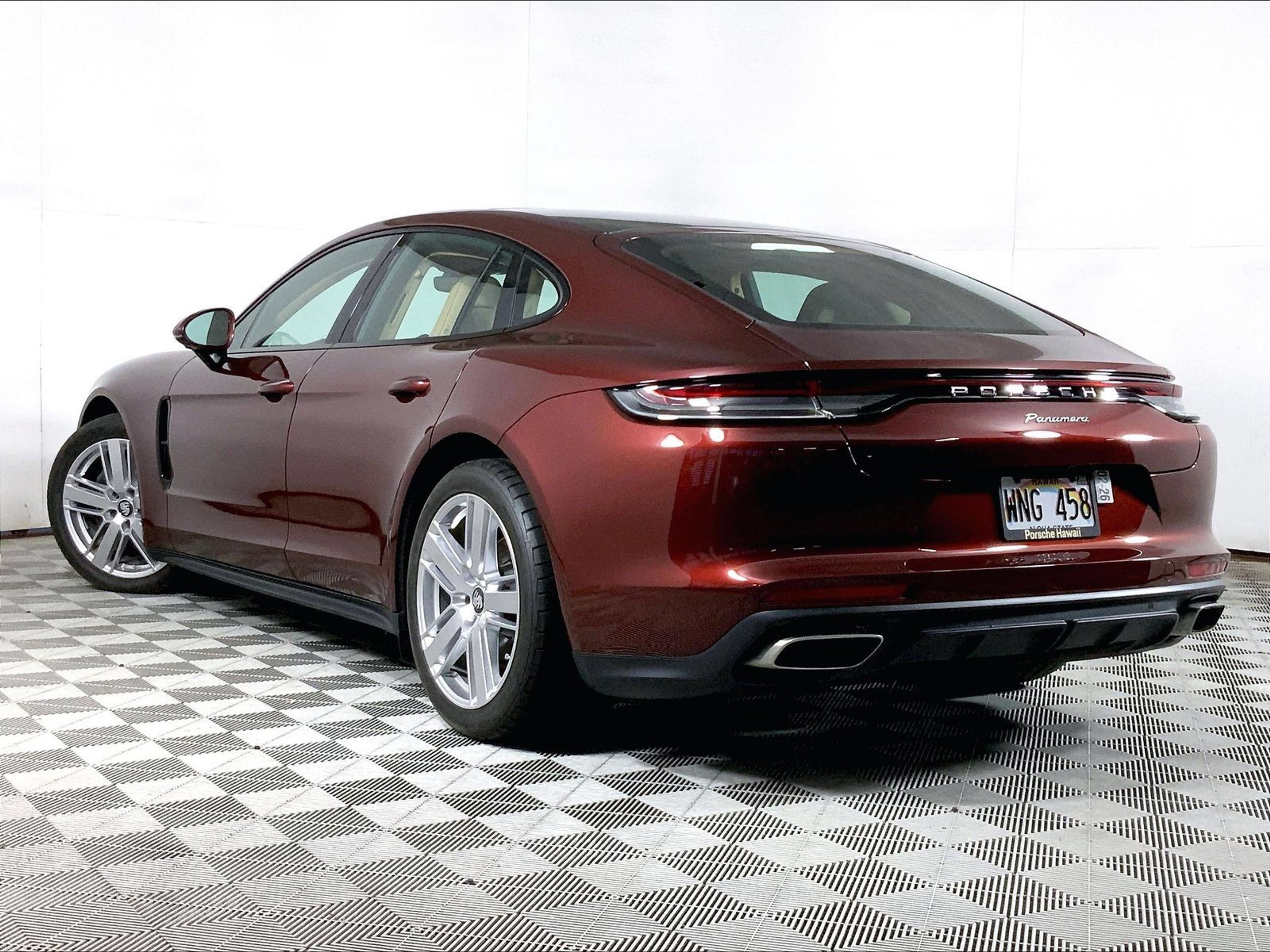 Certified 2022 Porsche Panamera RWD image 3