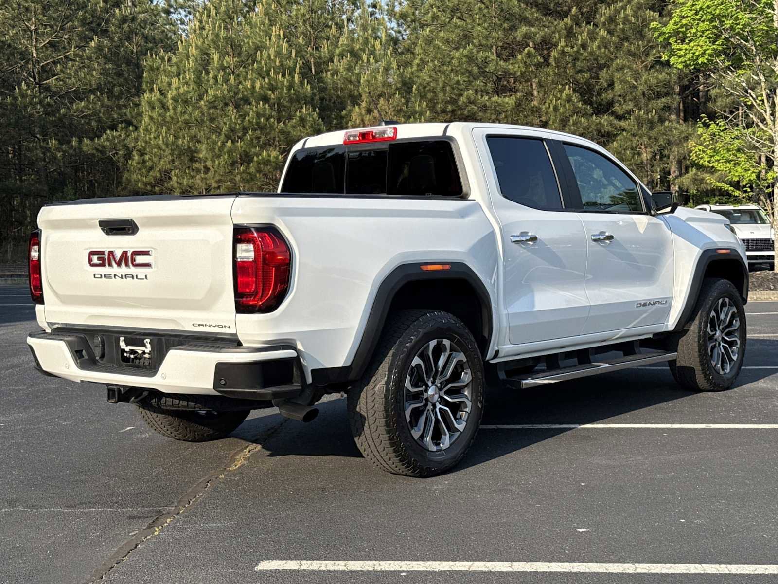 Used 2023 GMC Canyon Denali AWD/4WD image 30