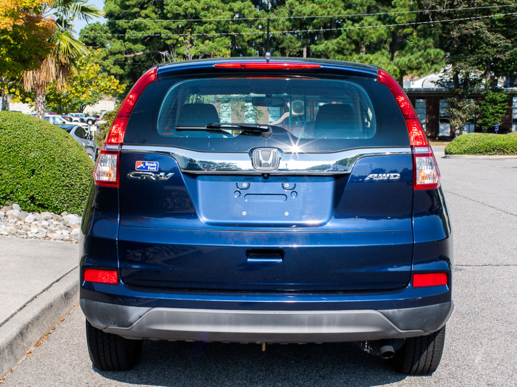 Used 2015 Honda CR-V LX image 4