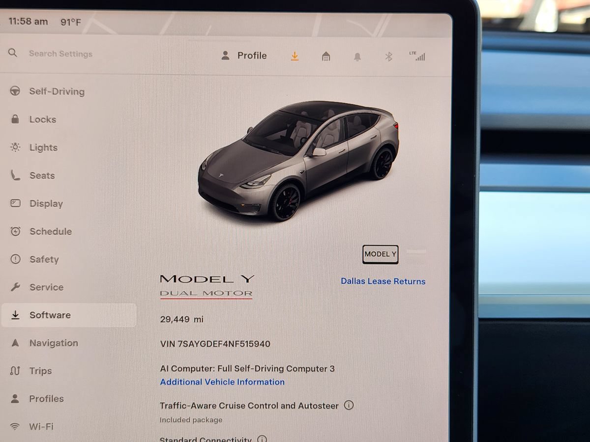 Used 2022 Tesla Model Y Performance AWD/4WD image 35