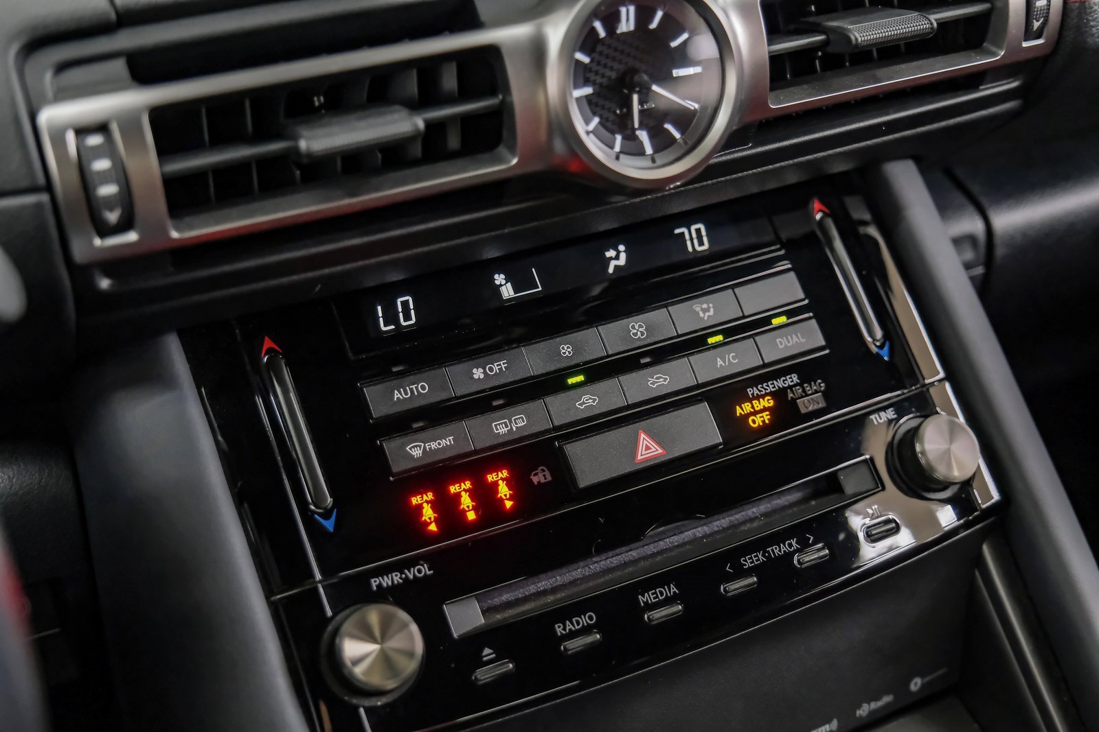 Used 2022 Lexus IS 300 image 34