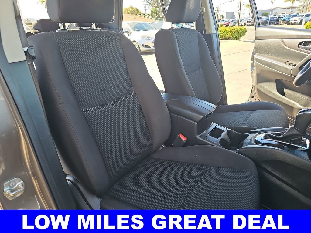 Used 2020 Nissan Rogue Sport S w/ Appearance Package image 10