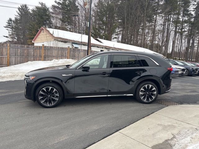 Used 2024 MAZDA CX-90 Plug-In Hybrid w/ Premium Plus AWD/4WD image 5