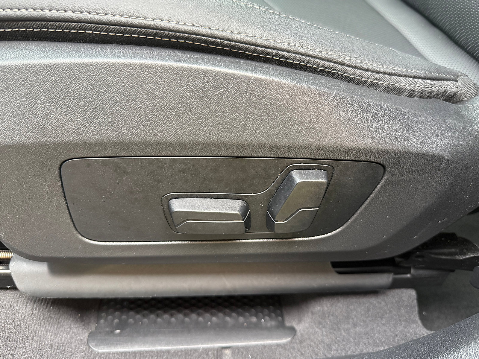 Used 2024 BMW X1 xDrive28i image 23