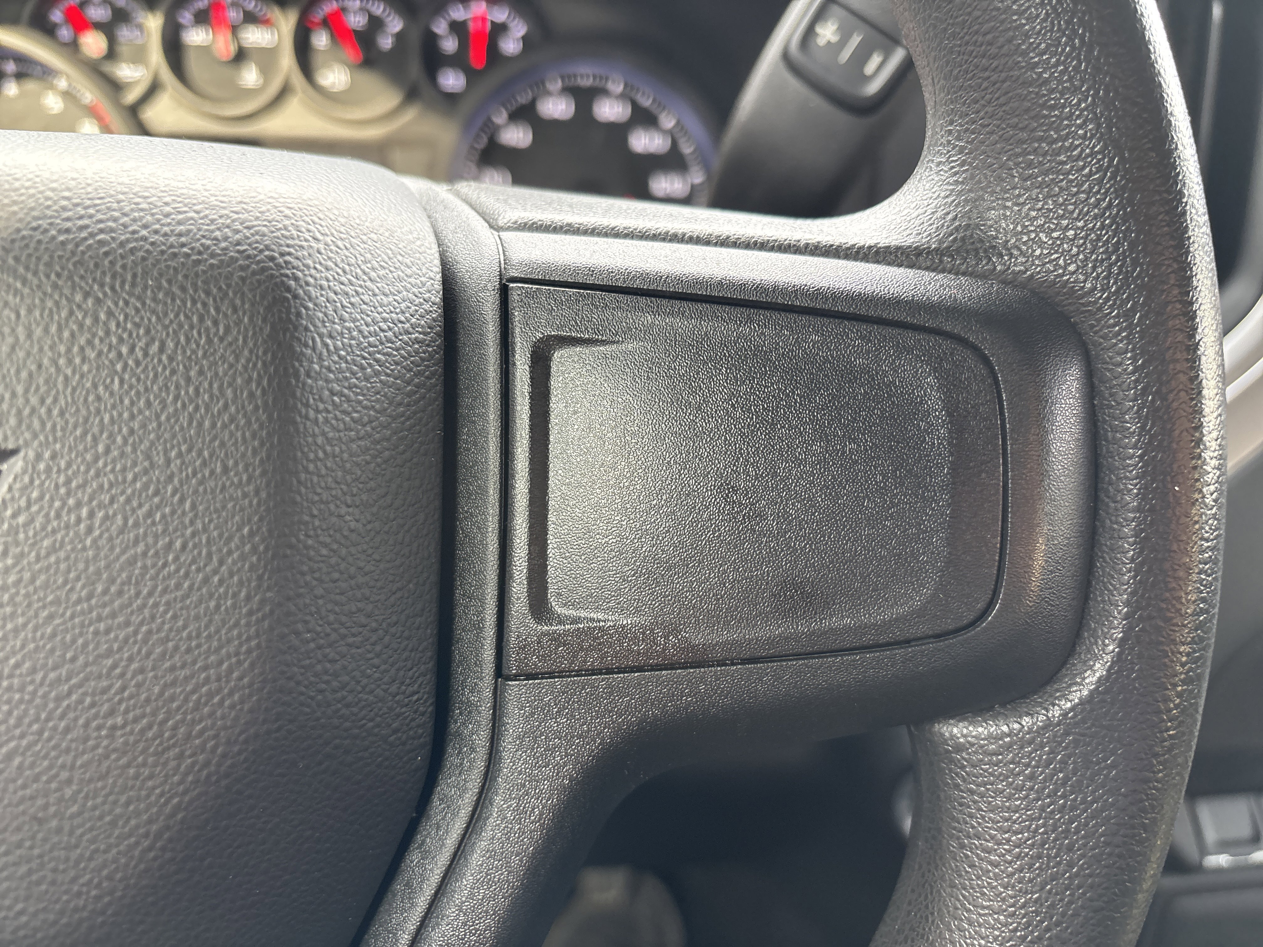 Used 2022 Chevrolet Silverado 1500 Custom image 19