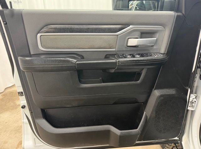 Used 2023 RAM 3500 Big Horn w/ Level 1 Equipment Group AWD/4WD image 14