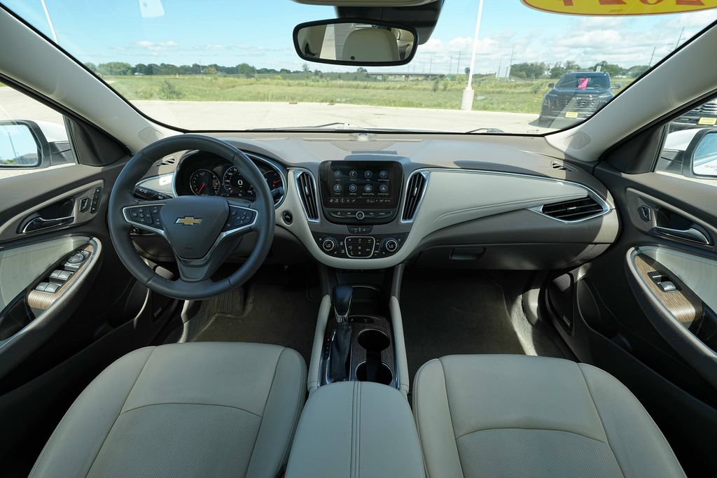 Used 2024 Chevrolet Malibu LT FWD image 28