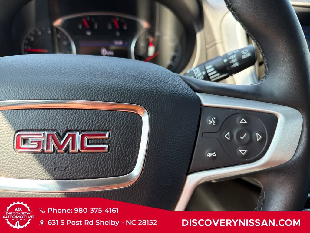 Used 2024 GMC Terrain SLT AWD/4WD image 22
