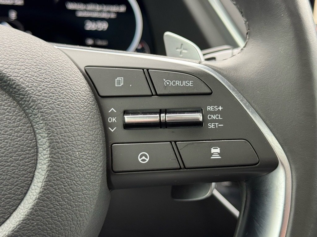 Used 2021 Hyundai Sonata Limited image 24