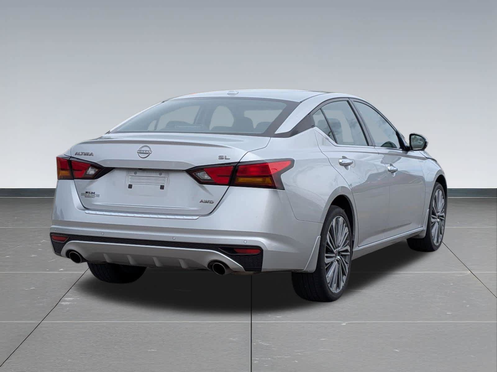 Used 2023 Nissan Altima 2.5 SL AWD/4WD image 6