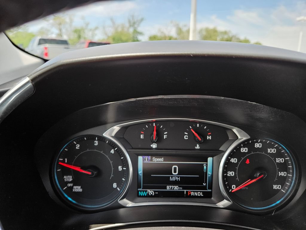 Used 2018 Chevrolet Equinox Premier AWD/4WD image 10