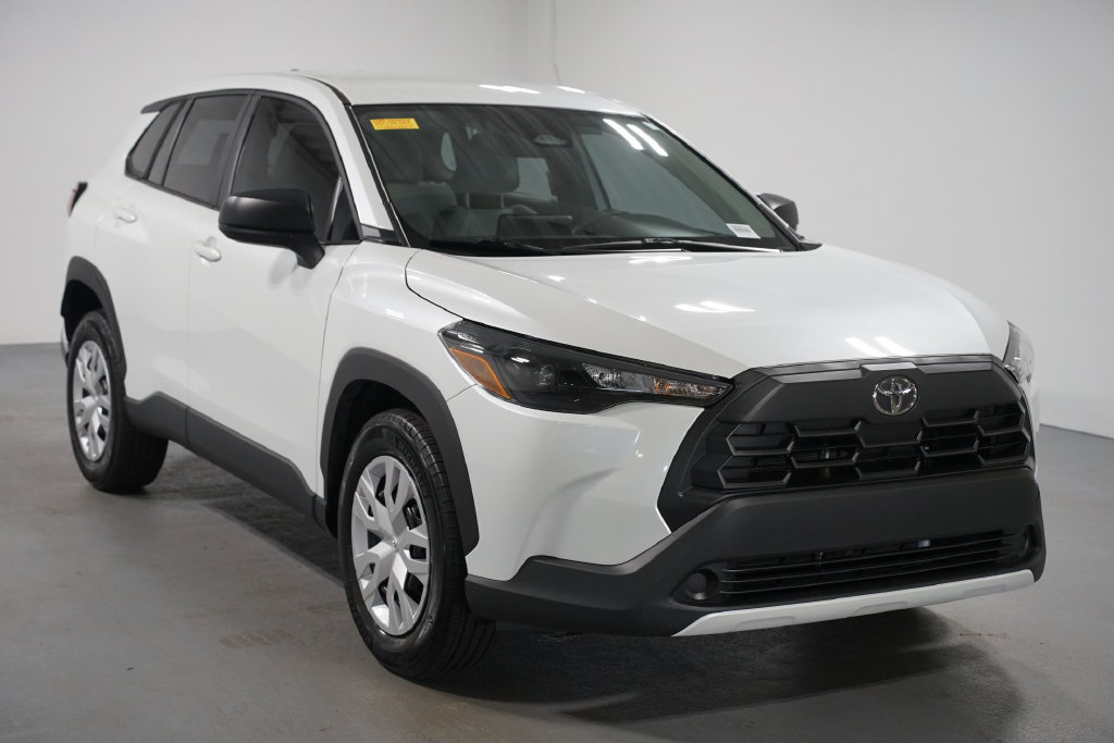 Certified 2026 Toyota Corolla Cross L FWD image 3