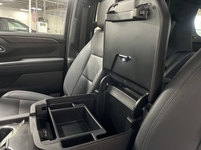 Used 2022 Chevrolet Tahoe LT w/ Luxury Package AWD/4WD image 23