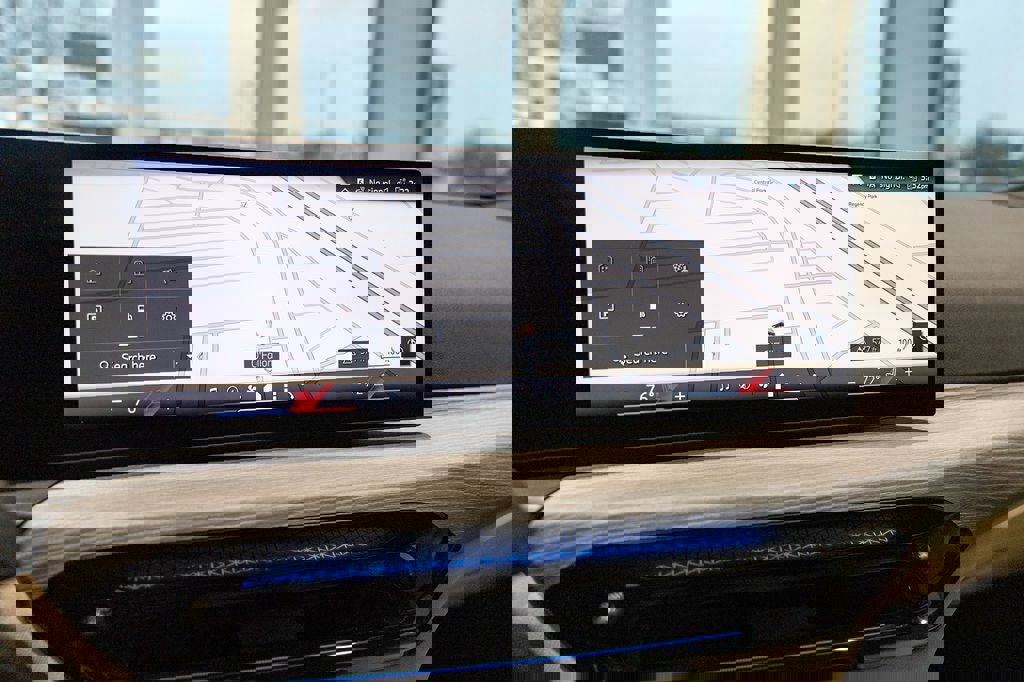 Used 2026 BMW 330i xDrive Sedan w/ Convenience Package image 29