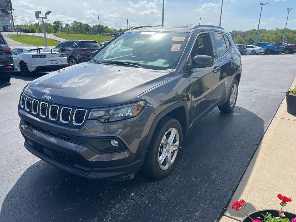 Certified 2023 Jeep Compass Latitude AWD/4WD image 6