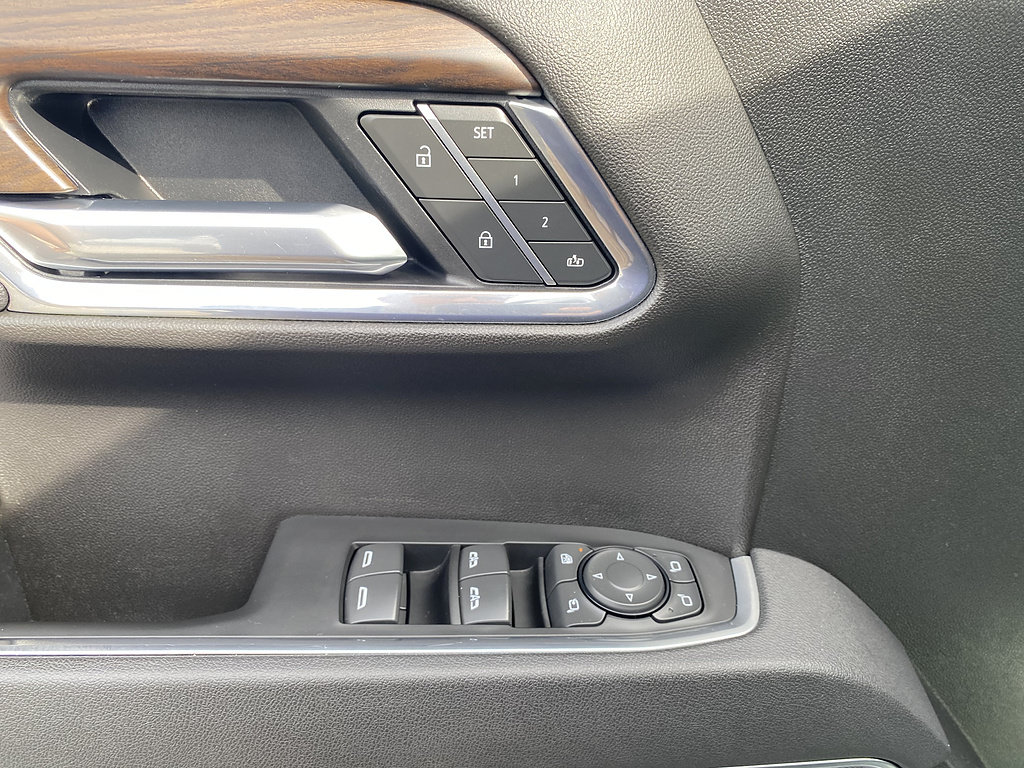 Certified 2025 GMC Sierra 1500 SLT AWD/4WD image 19